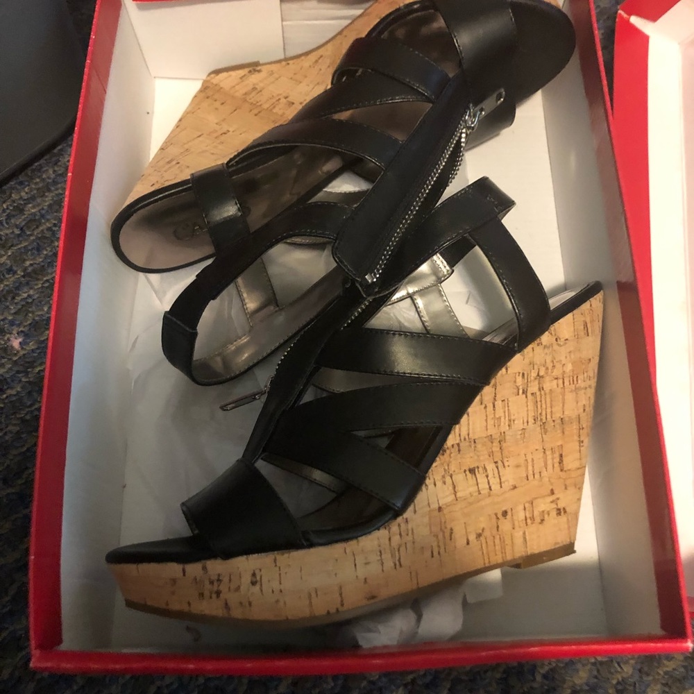 Wedge sandals